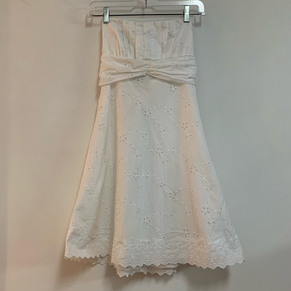 GUESS belted Sleeveless Eyelet Dress - Picture 1 of 11
